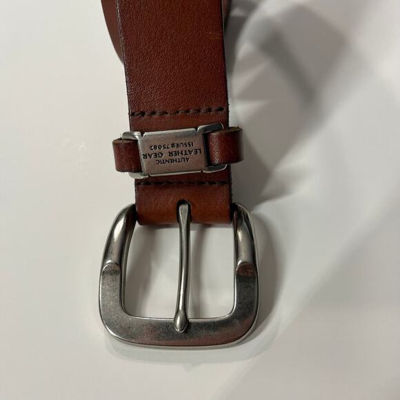 Roundtree & Yorke Full Grain Leather Men’s Belt Brown Silver Buckle‎ 100/40 - Picture 2 of 6